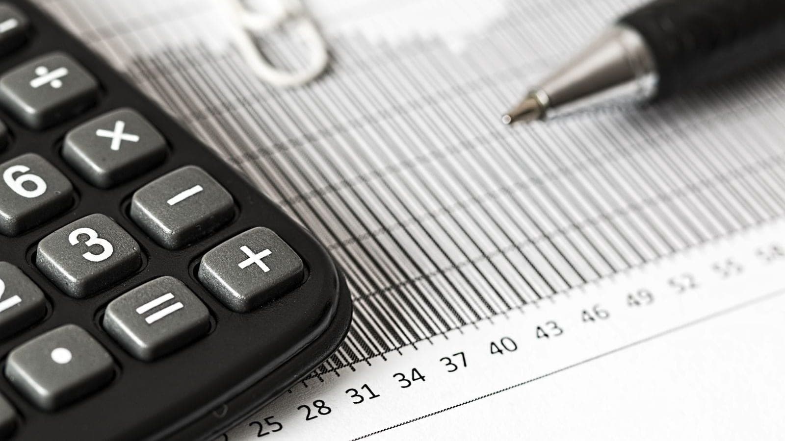AI Receptionist vs Human Receptionist: The Real Cost Comparison
