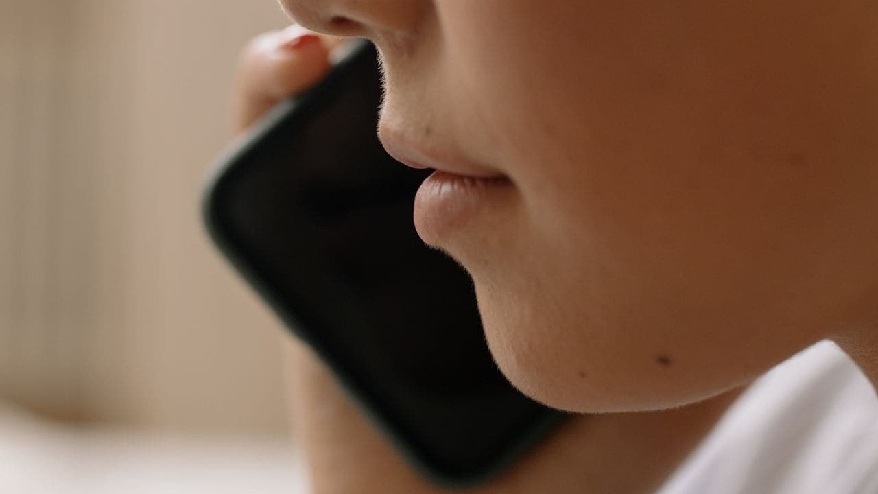 What Makes an AI Voice Agent Actually Sound Human